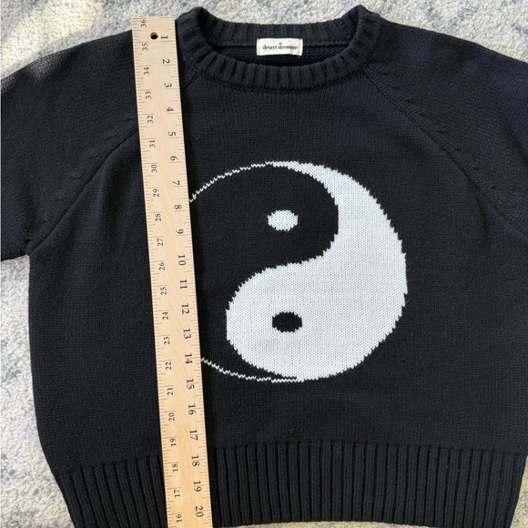 Desert Dreamer YinYang Black Pullover Sweater Size XS - Picture 9 of 9